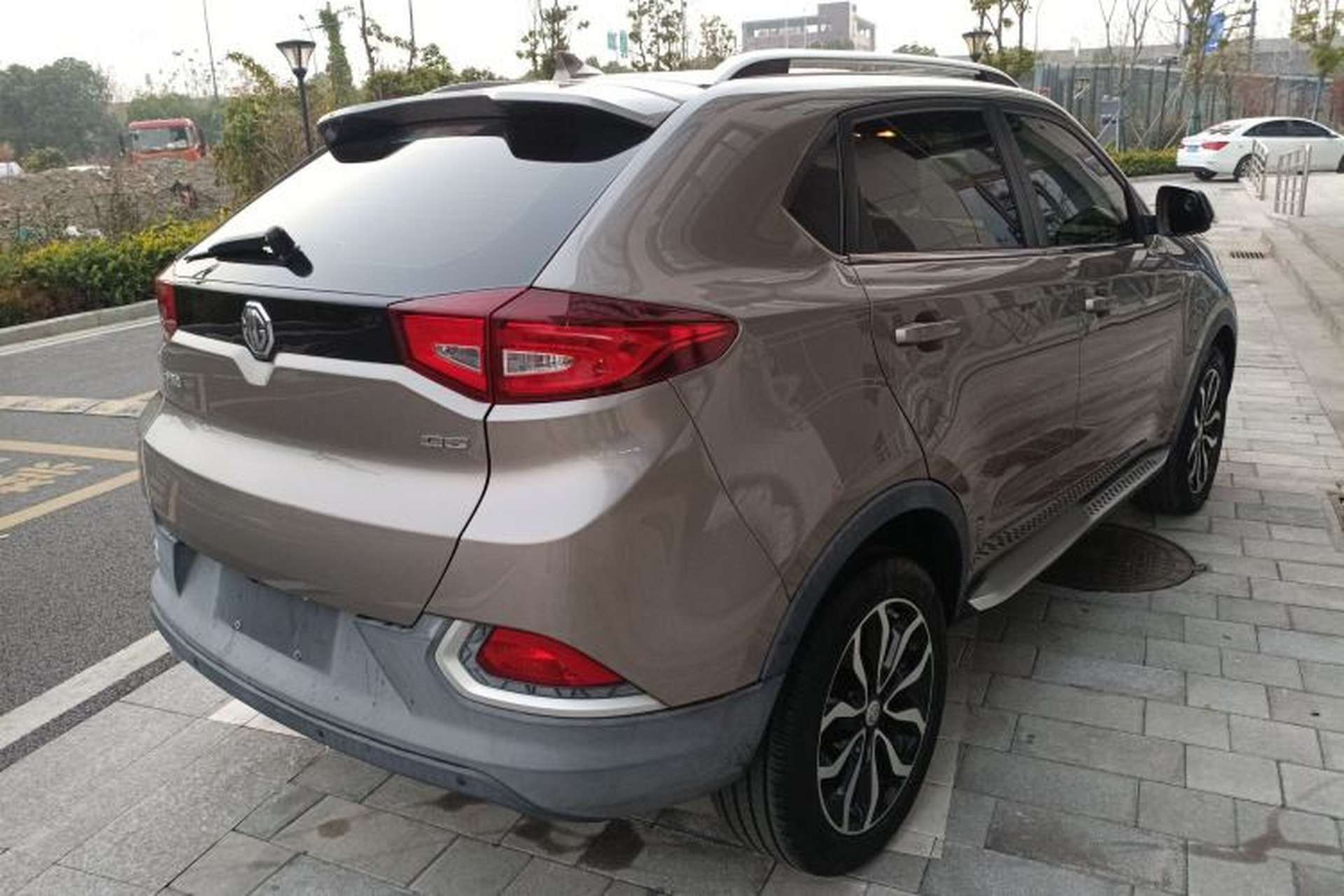 Used MG GS 2015 1.5TGI TST Luxury Edition Rear Right 45 Deg