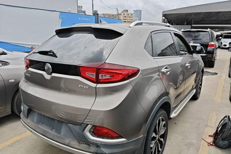 Used MG GS 2015 2.0TGI TST Luxury Edition Rear Right 45 Deg