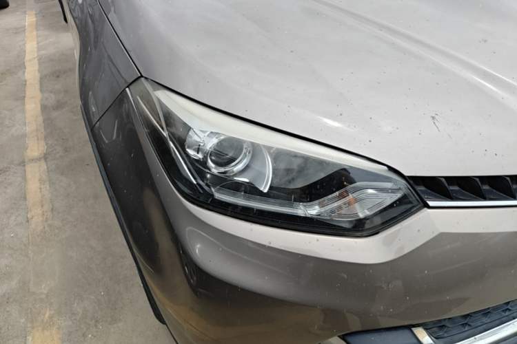 Used MG GS 2015 2.0TGI TST Luxury Edition Right Front Headlight
