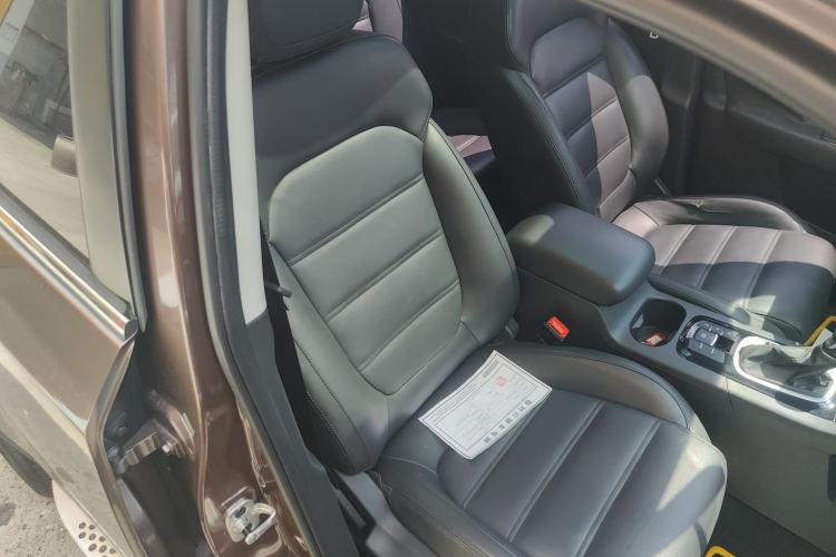 Used MG GS 2015 2.0TGI TST Luxury Edition Right Front Seat