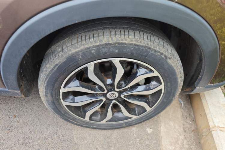 Used MG GS 2015 2.0TGI TST Luxury Edition Right Front Wheel Hub