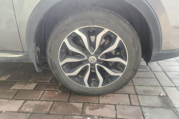 Used MG GS 2015 2.0TGI TST Luxury Edition Right Front Wheel Hub