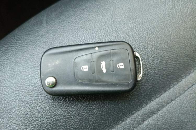 Used MG GS 2015 1.5TGI TST Luxury Edition Vehicle Key
