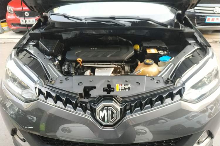 Used MG GS 2015 2.0TGI TST Luxury Edition Engine Bay