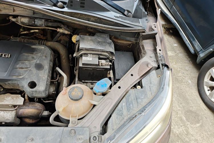 Used MG GS 2015 1.5TGI TST Elite Edition Engine Bay Left