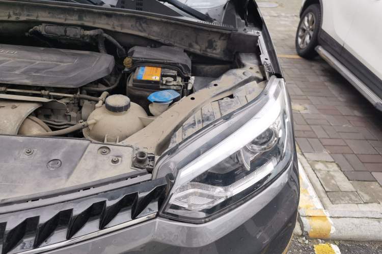 Used MG GS 2015 2.0TGI TST Luxury Edition Engine Bay Left