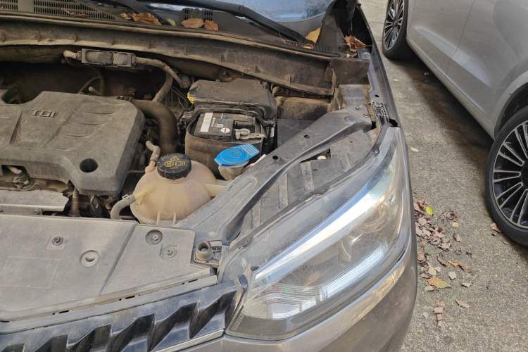 Used MG GS 2015 1.5TGI TST Luxury Edition Engine Bay Left