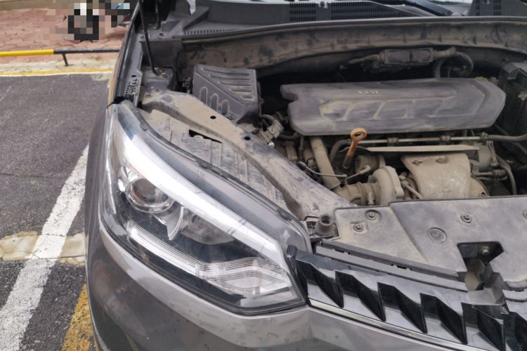 Used MG GS 2015 2.0TGI TST Luxury Edition Engine Bay Right