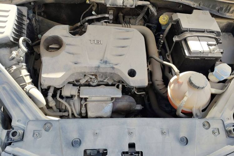 Used MG GS 2015 1.5TGI TST Elite Edition Engine Bay