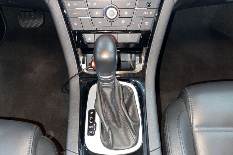 Used MG GS 2015 1.5TGI TST Luxury Edition Gear Lever