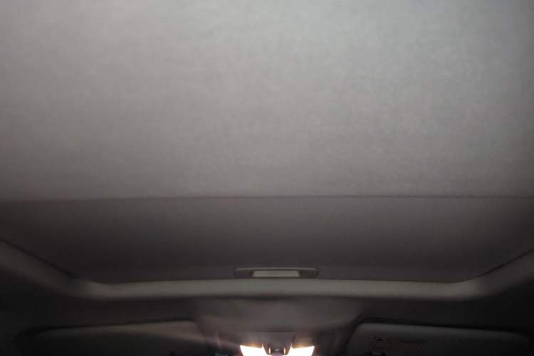 Used MG GS 2015 1.5TGI TST Luxury Edition Headliner