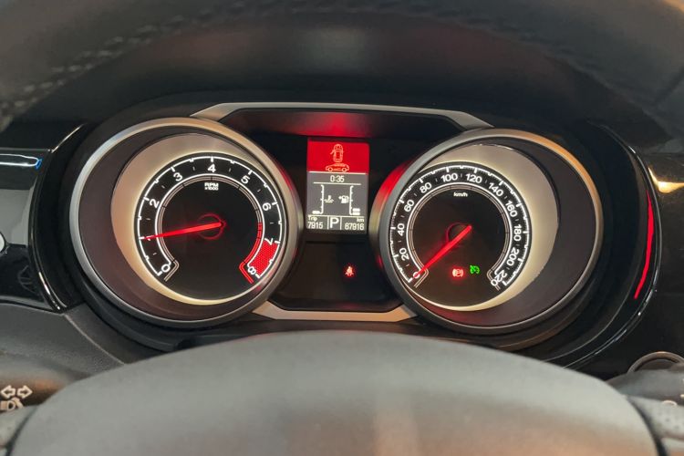 Used MG GS 2015 1.5TGI TST Luxury Edition Instrument Cluster