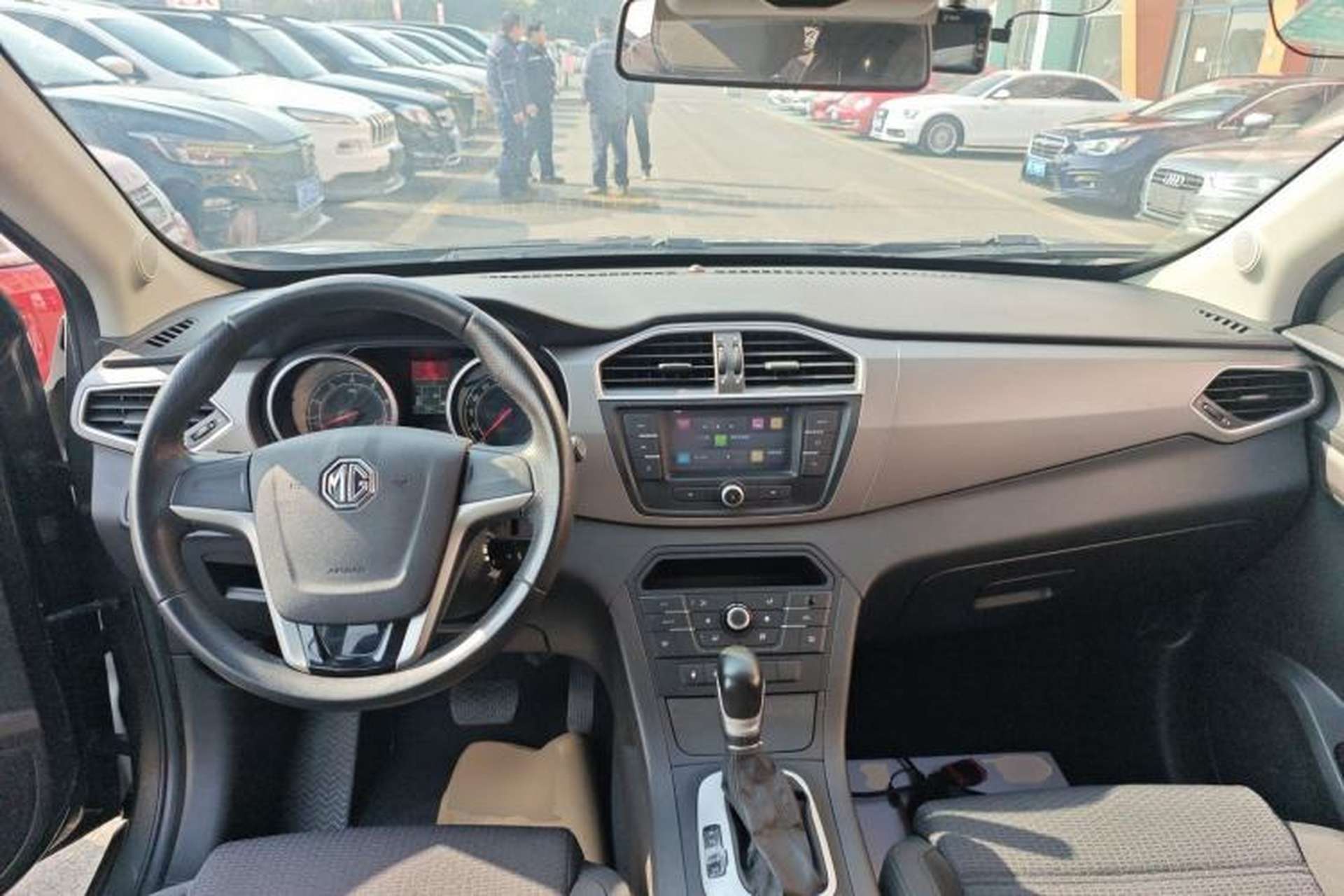 Used MG GS 2015 1.5TGI TST Elite Edition Interior 2