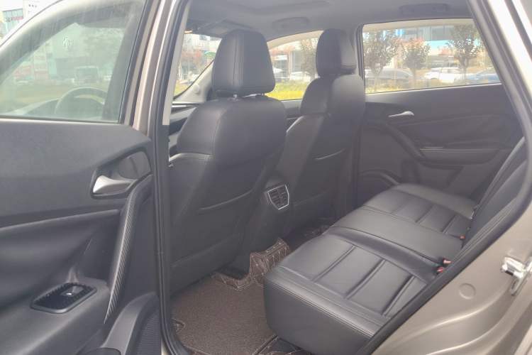 Used MG GS 2015 1.5TGI TST Luxury Edition Interior 6