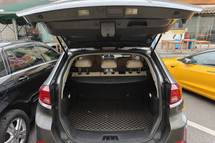 Used MG GS 2015 1.5TGI TST Elite Edition Interior 7