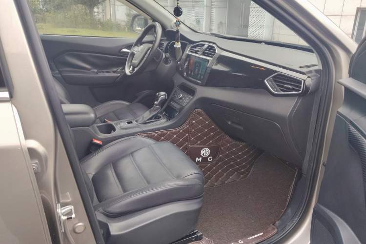 Used MG GS 2015 1.5TGI TST Luxury Edition Interior 7