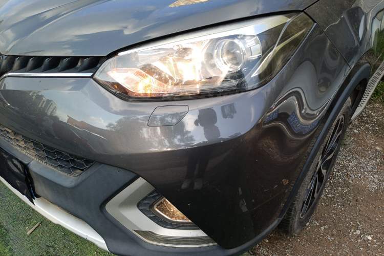 Used MG GS 2015 2.0TGI TST Four-Wheel Drive Flagship Edition Left Front Headlight