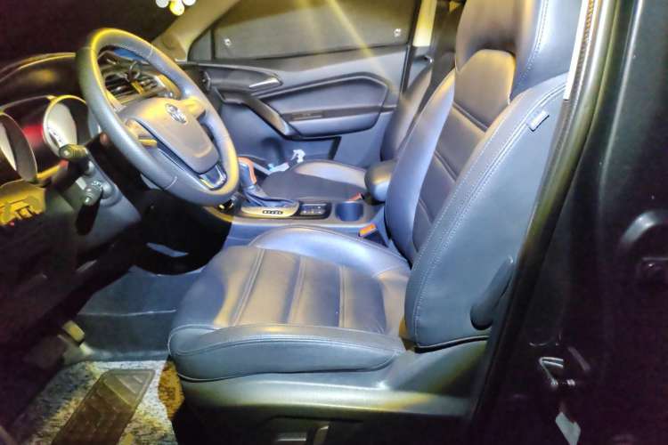 Used MG GS 2015 2.0TGI TST Luxury Edition Left Front Seat