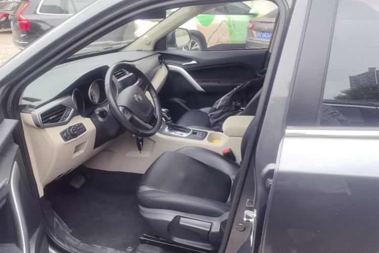 Used MG GS 2015 1.5TGI TST Elite Edition Left Front Seat
