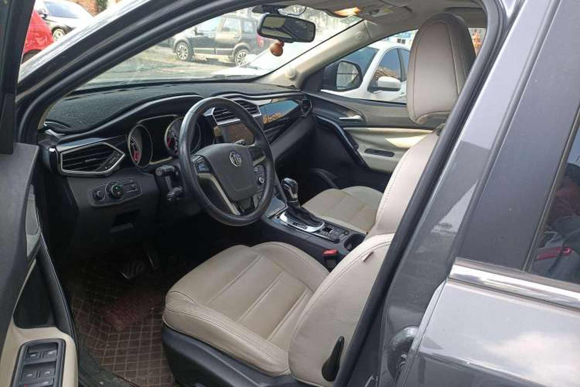 Used MG GS 2015 2.0TGI TST Four-Wheel Drive Flagship Edition Left Front Seat