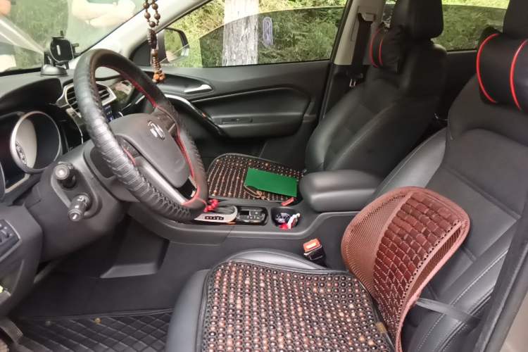 Used MG GS 2015 1.5TGI TST Luxury Edition Left Front Seat