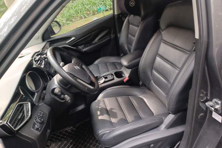 Used MG GS 2015 2.0TGI TST Luxury Edition Left Front Seat