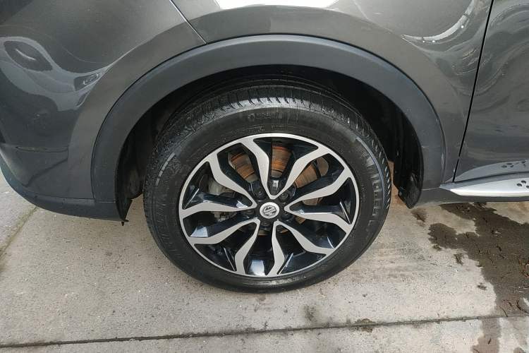 Used MG GS 2015 2.0TGI TST Luxury Edition Left Front Wheel Hub
