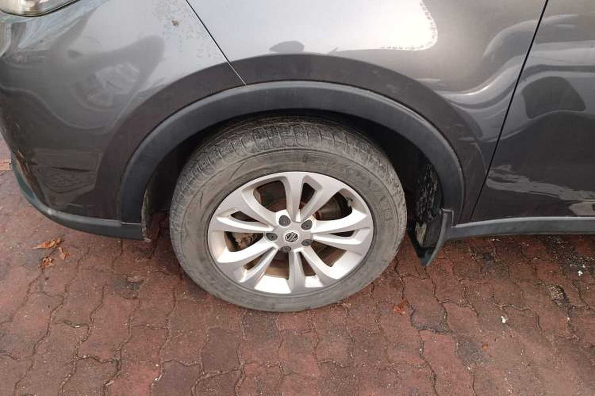 Used MG GS 2015 1.5TGI Manual Elite Edition Left Front Wheel Hub