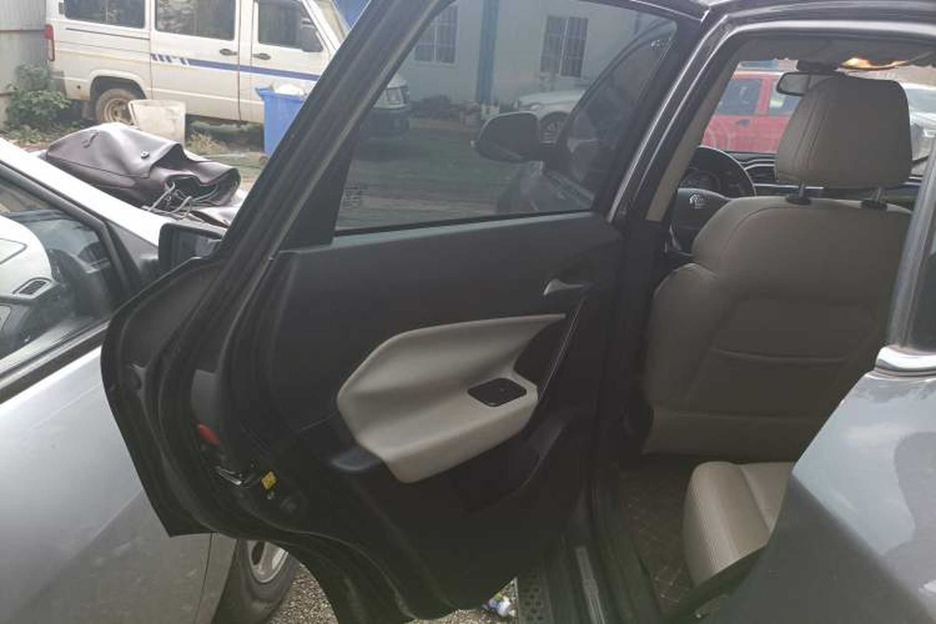 Used MG GS 2015 2.0TGI TST Four-Wheel Drive Flagship Edition Left Rear Door Interior