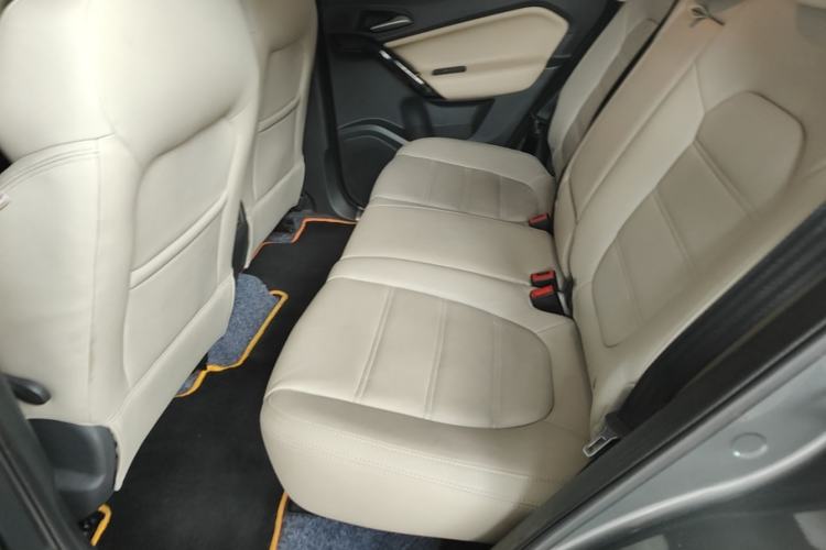 Used MG GS 2015 2.0TGI TST Four-Wheel Drive Flagship Edition Left Rear Seat