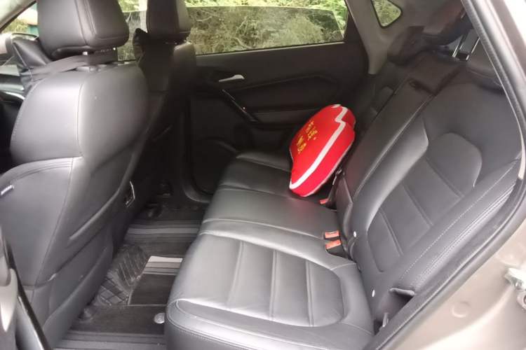 Used MG GS 2015 1.5TGI TST Luxury Edition Left Rear Seat