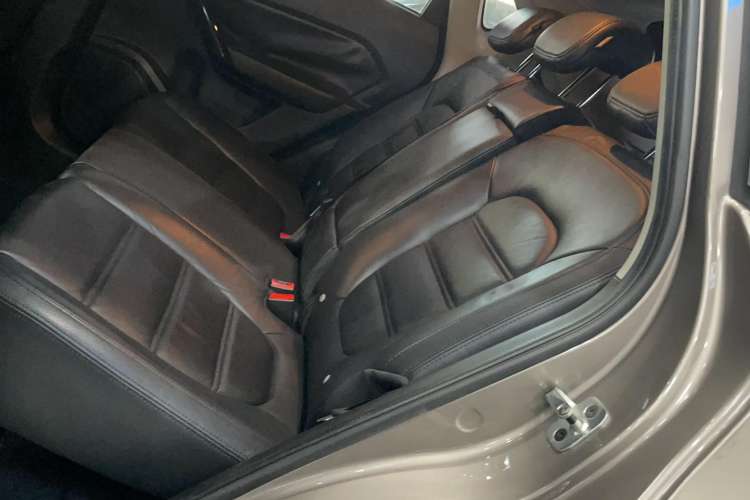 Used MG GS 2015 1.5TGI TST Luxury Edition Left Rear Seat