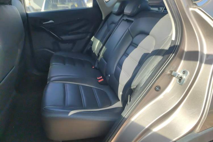 Used MG GS 2015 2.0TGI TST Luxury Edition Left Rear Seat