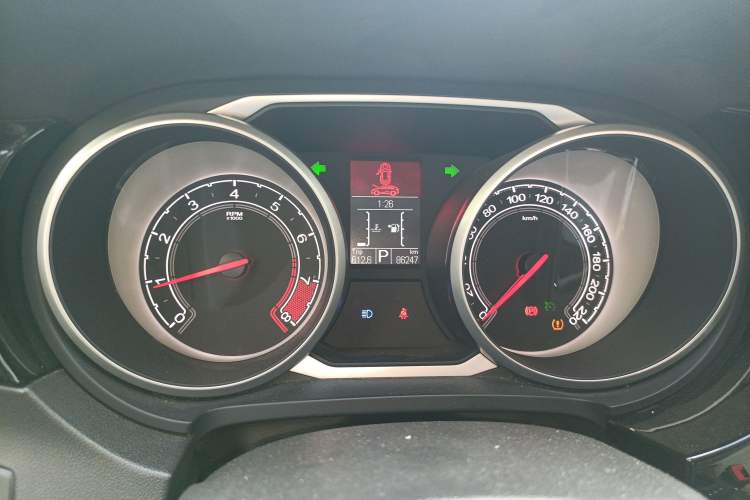 Used MG GS 2015 2.0TGI TST Four-Wheel Drive Flagship Edition Odometer Close Up