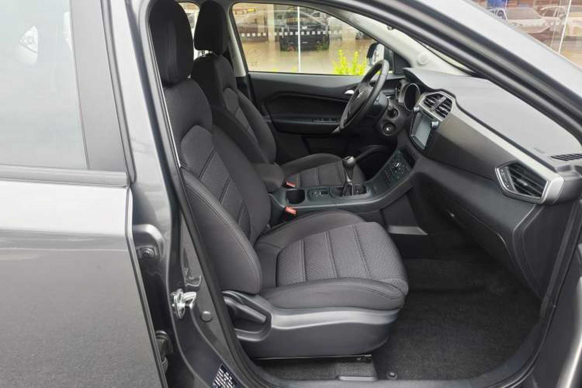 Used MG GS 2015 1.5TGI Manual Elite Edition Right Front Seat