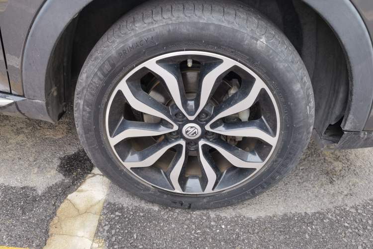 Used MG GS 2015 2.0TGI TST Luxury Edition Right Front Wheel Hub