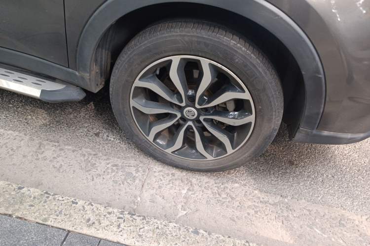 Used MG GS 2015 2.0TGI TST Luxury Edition Right Front Wheel Hub