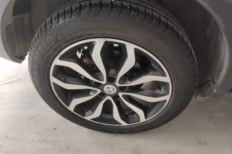 Used MG GS 2015 2.0TGI TST Four-Wheel Drive Flagship Edition Right Rear Wheel Hub