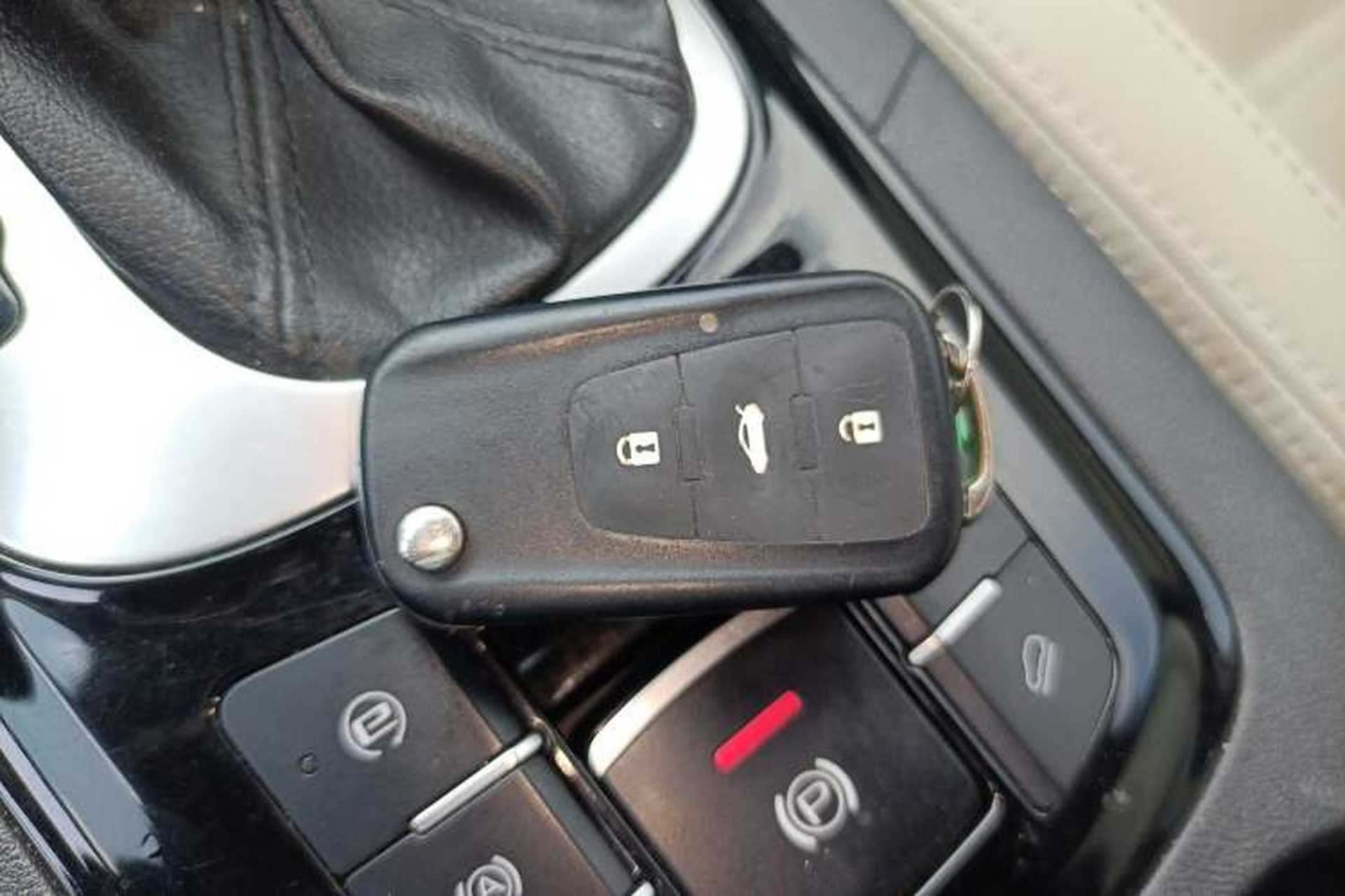 Used MG GS 2015 2.0TGI TST Four-Wheel Drive Flagship Edition Vehicle Key