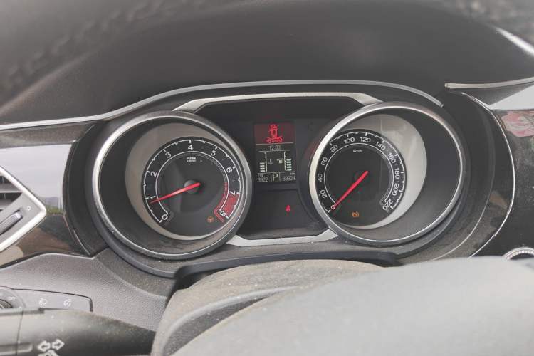 Used MG GS 2015 1.5TGI TST Luxury Edition Instrument Cluster