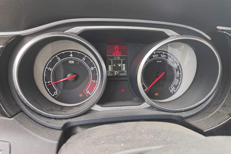 Used MG GS 2015 1.5TGI TST Luxury Edition Odometer Close Up