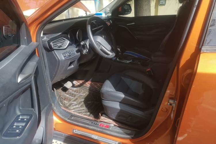 Used MG GS 2015 2.0TGI TST Luxury Edition Driver Seat