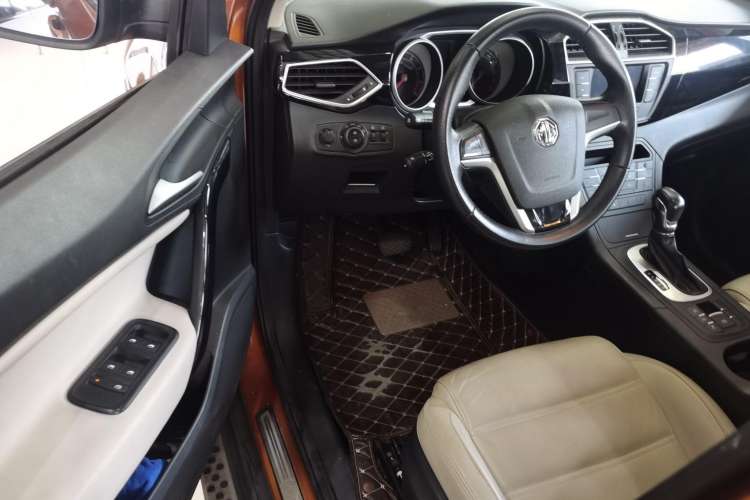 Used MG GS 2015 2.0TGI TST Luxury Edition Driver Seat