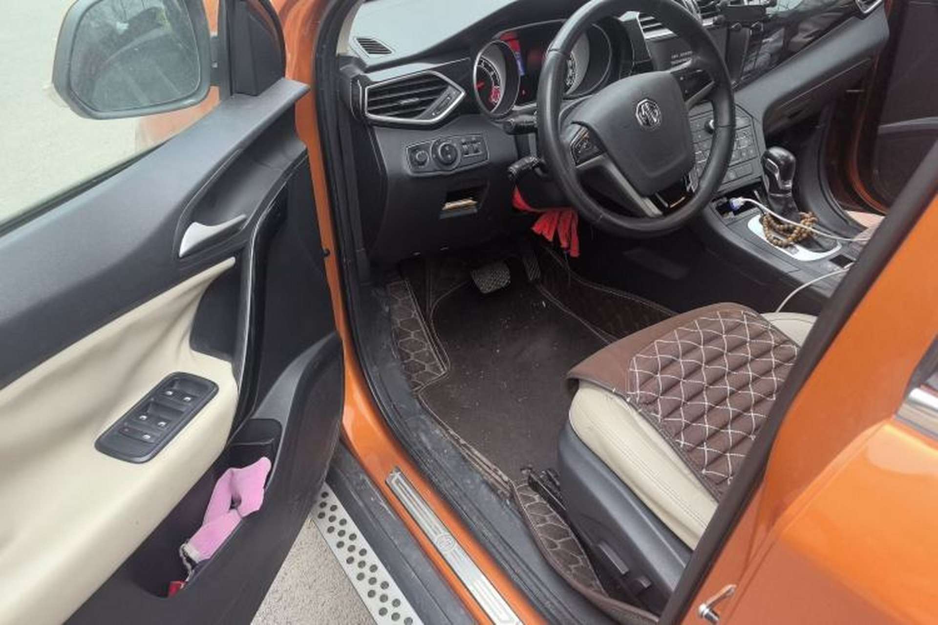 Used MG GS 2015 2.0TGI TST Luxury Edition Driver Seat