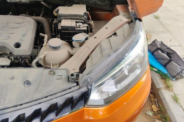 Used MG GS 2015 1.5TGI TST Luxury Edition Engine Bay Left