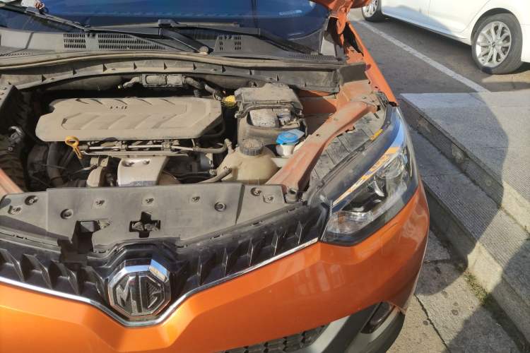 Used MG GS 2015 2.0TGI TST Four-Wheel Drive Flagship Edition Engine Bay Left