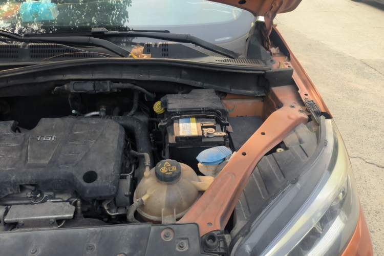 Used MG GS 2015 1.5TGI TST Luxury Edition Engine Bay Left