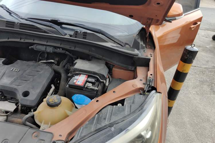 Used MG GS 2015 1.5TGI TST Luxury Edition Engine Bay Left