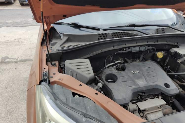 Used MG GS 2015 1.5TGI TST Luxury Edition Engine Bay Right