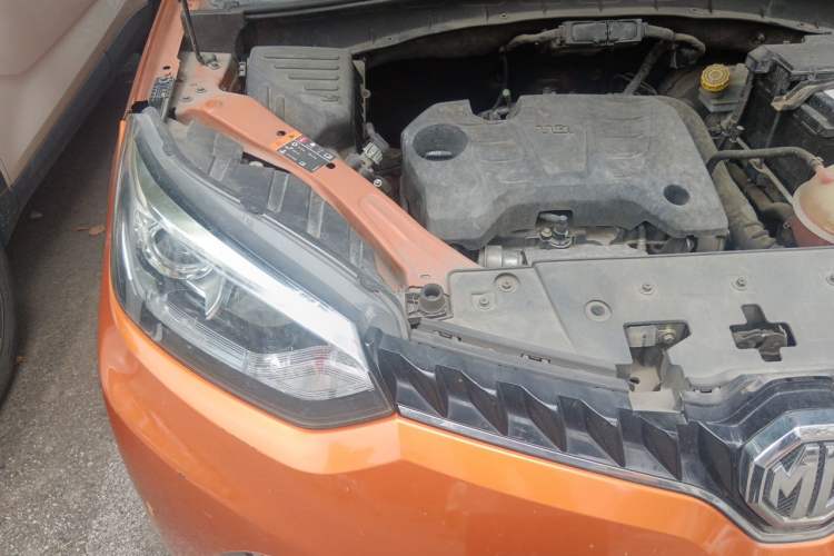 Used MG GS 2015 1.5TGI TST Luxury Edition Engine Bay Right